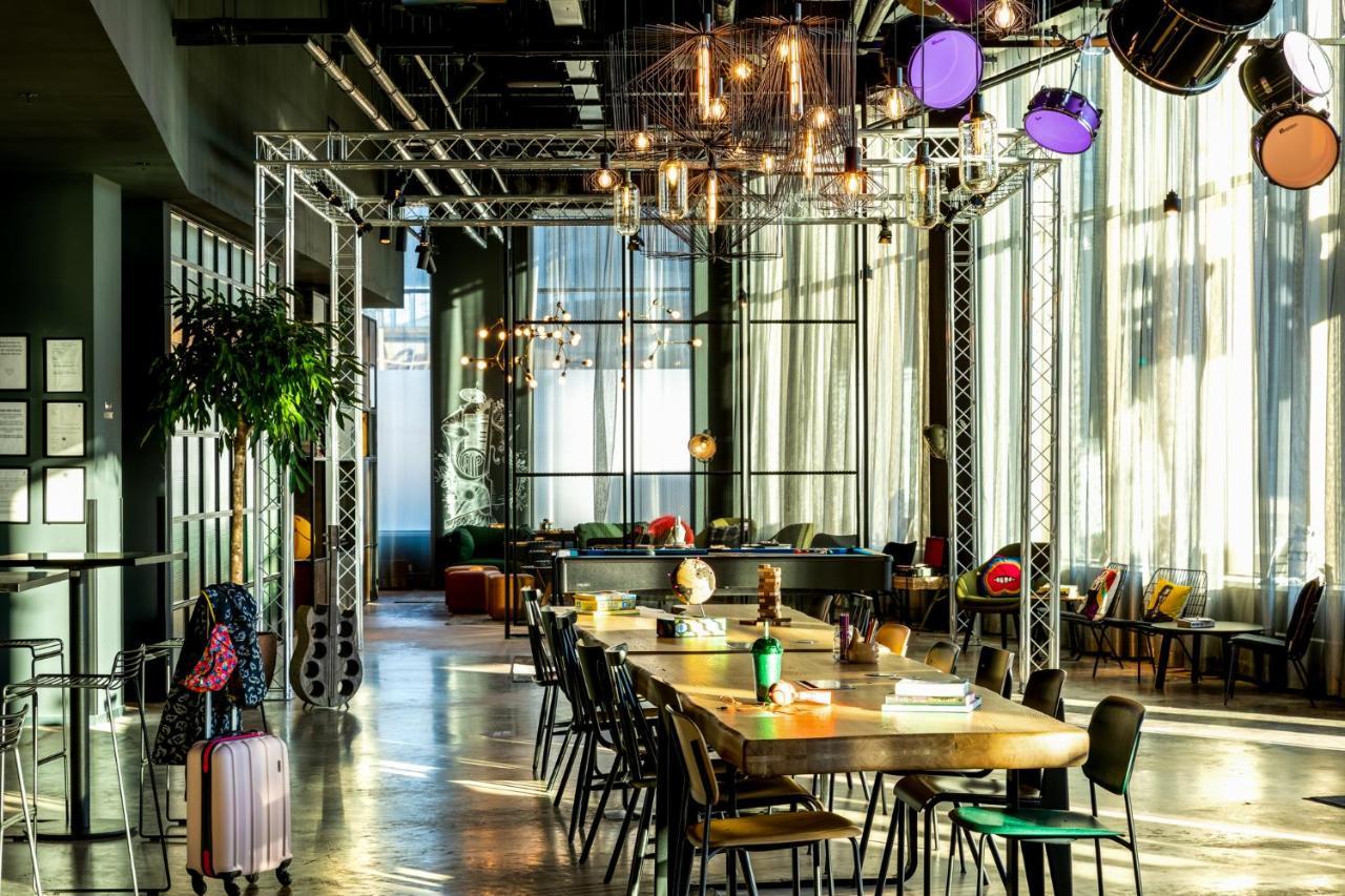 Moxy Glasgow Sec Exterior photo